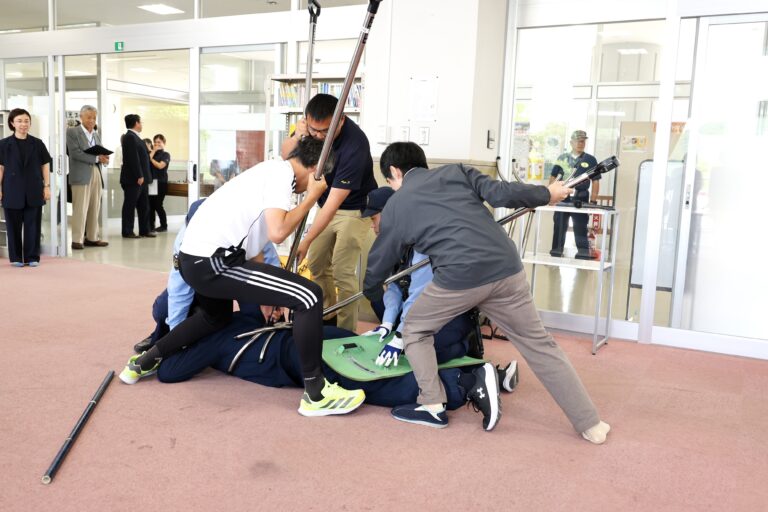 佐野警察による不審者侵入時の訓練を実施